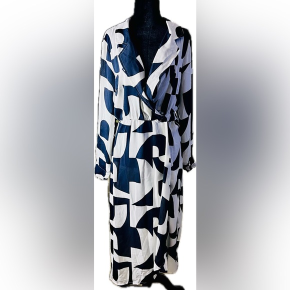 Vero Moda Geo Print Faux Wrap Midi Dress, Navy and White Color, Size M - Picture 2 of 9